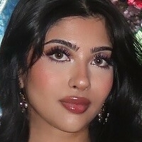 Aliza Shan Desnuda