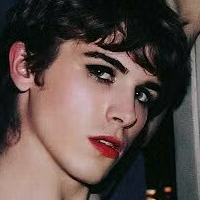 Amelie Aubrey Desnuda