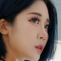 bomistry2022 Desnuda