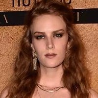 Charlotte Kirk Desnuda