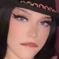elvirawaifu Desnuda