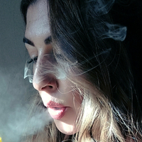 ginasmokingqueen Desnuda