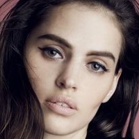 Hana Nitsche Desnuda