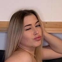 helena.huskyy Desnuda