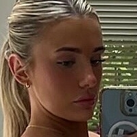 Holly Humphreyss Desnuda