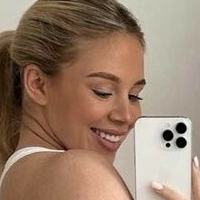 hughesyfit Desnuda