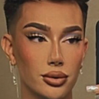 James Charles Desnuda