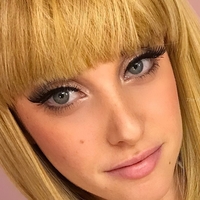 Jillian Mueller Desnuda