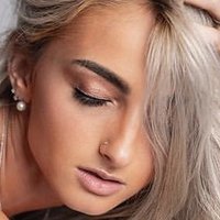 Kayla Kurnik Desnuda