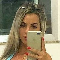 Larissa Rovetta Desnuda