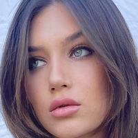 Madison Lewis Desnuda