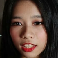 Maika Yinghua Desnuda