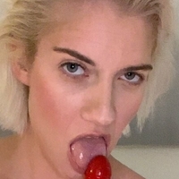 Mary Blank Desnuda