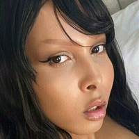 milanvalentine Desnuda