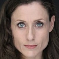 Mònica Van Campen Desnuda