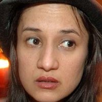 Myriam Abbas Desnuda
