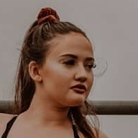 Naomi Hackett Desnuda