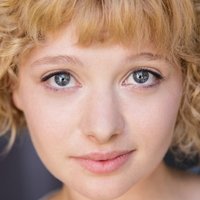 Olivia Norman Desnuda