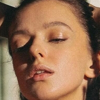 Paulien B Desnuda