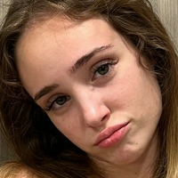 Petite Kenna Desnuda