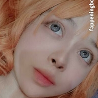 Polibolidolly Desnuda