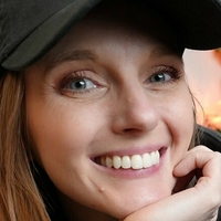 Protect_The_Om Desnuda