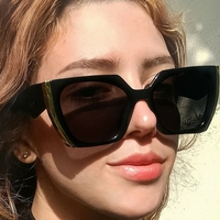 raven.moore_0801 Desnuda