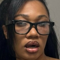 Reyin Jasmine Desnuda