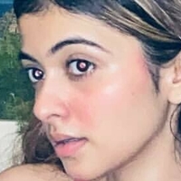 Riya Pandey Desnuda