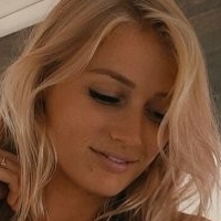 RosieVan Desnuda