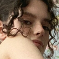 shawtnes Desnuda