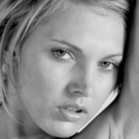 Skinny Lilly Desnuda