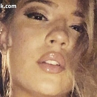 Stephanie Camila Desnuda