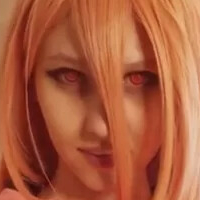 Suche video von little_emo_kitten auf Toilette Desnuda
