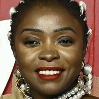 Suzan Mutesi Desnuda