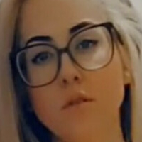 Taelorblevins Desnuda