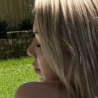 Tashapaige Desnuda