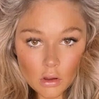 Taylor Stepaniuk Desnuda