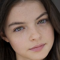 Tiarnie Coupland Desnuda