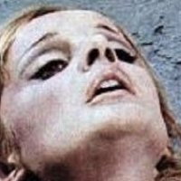 Ursula Rank Desnuda