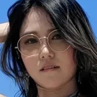 Yuggie_TV Desnuda