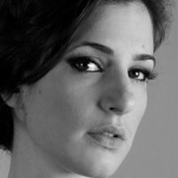 Zana Marjanović Desnuda