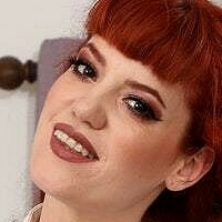 Zoe Blake Desnuda